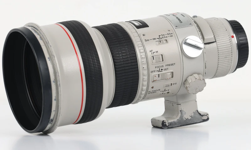 Canon 300mm f2.8L USM Ref. URNRV