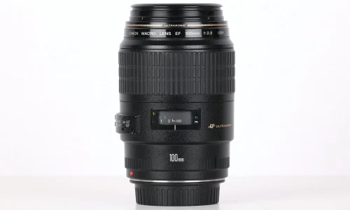 Canon EF 100mm f2.8 Macro USM